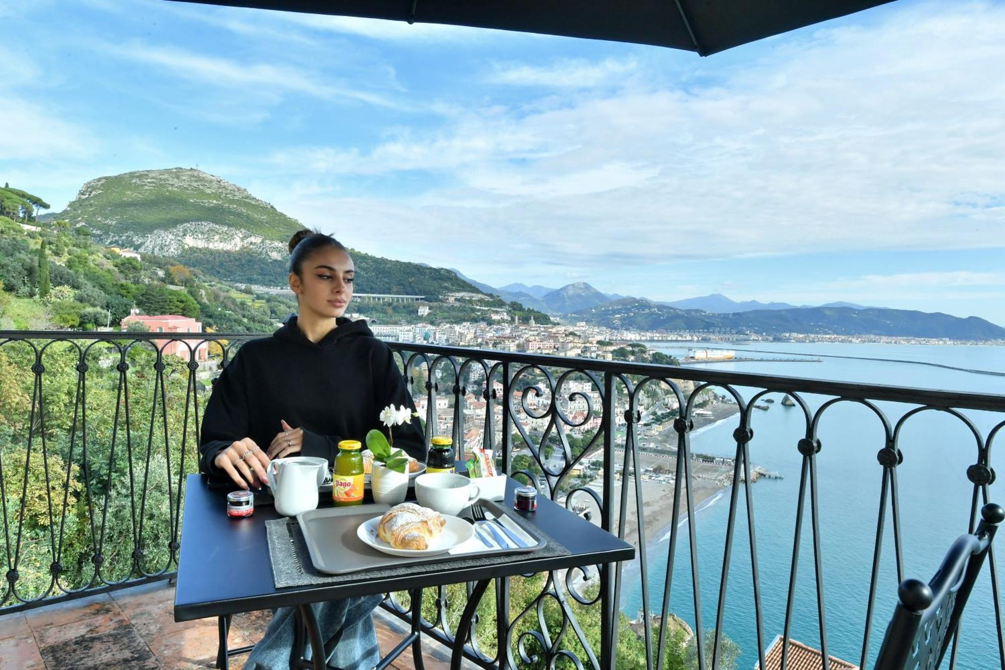 In Costa Relais & Luxury Suites Vietri Zewnętrze zdjęcie